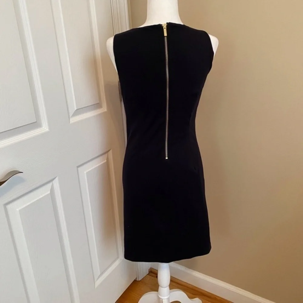 Michael Michael Kors Women's Size 4 Sleeveless Shift Dress Striped